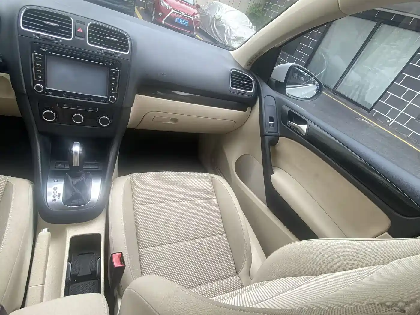 Volkswagen Golf 2012 1.6 Automatic Comfort Type фото 19