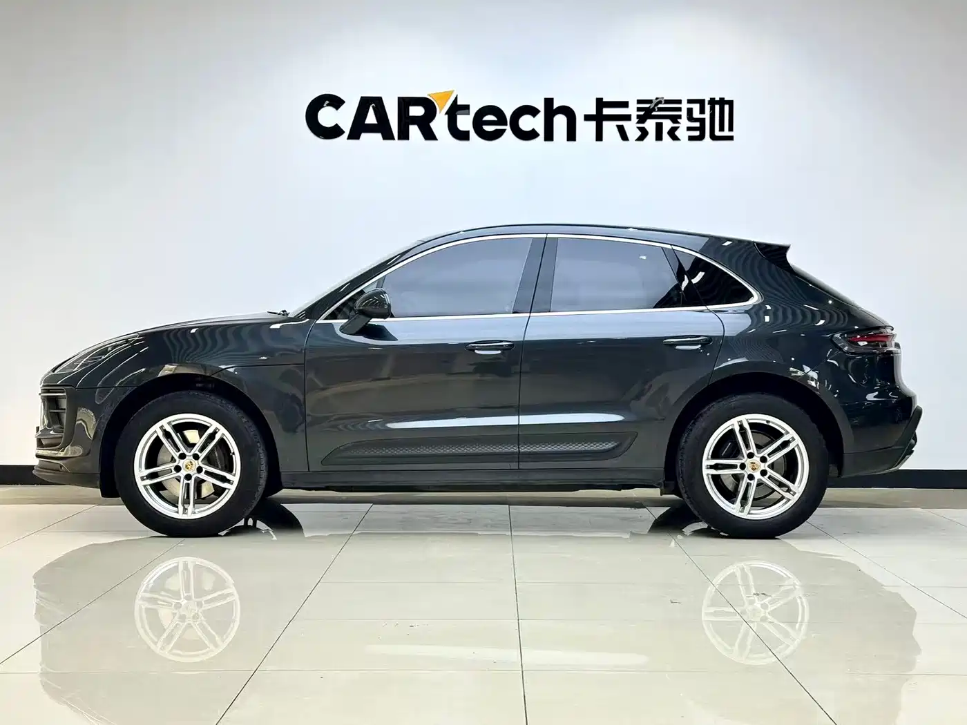 Porsche Macan 2023 Macan 2.0T фото 6