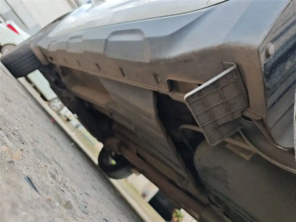Hyundai Beijing Hyundai ix35 2018 2.0L Automatic 2WD Zhiyong·Enjoyment Edition фото 22