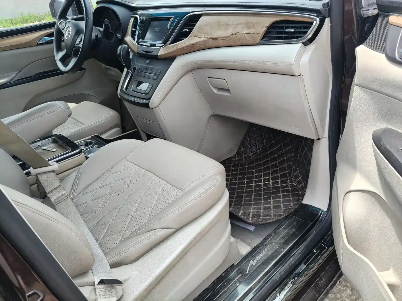 Buick GL8 2018 ES 28T Comfort Type China VI фото 7