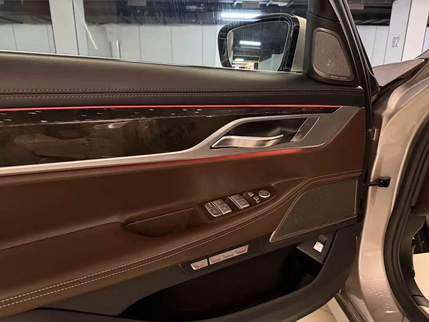BMW 7 Series 2018 730Li Premium Type Excellence Package фото 5