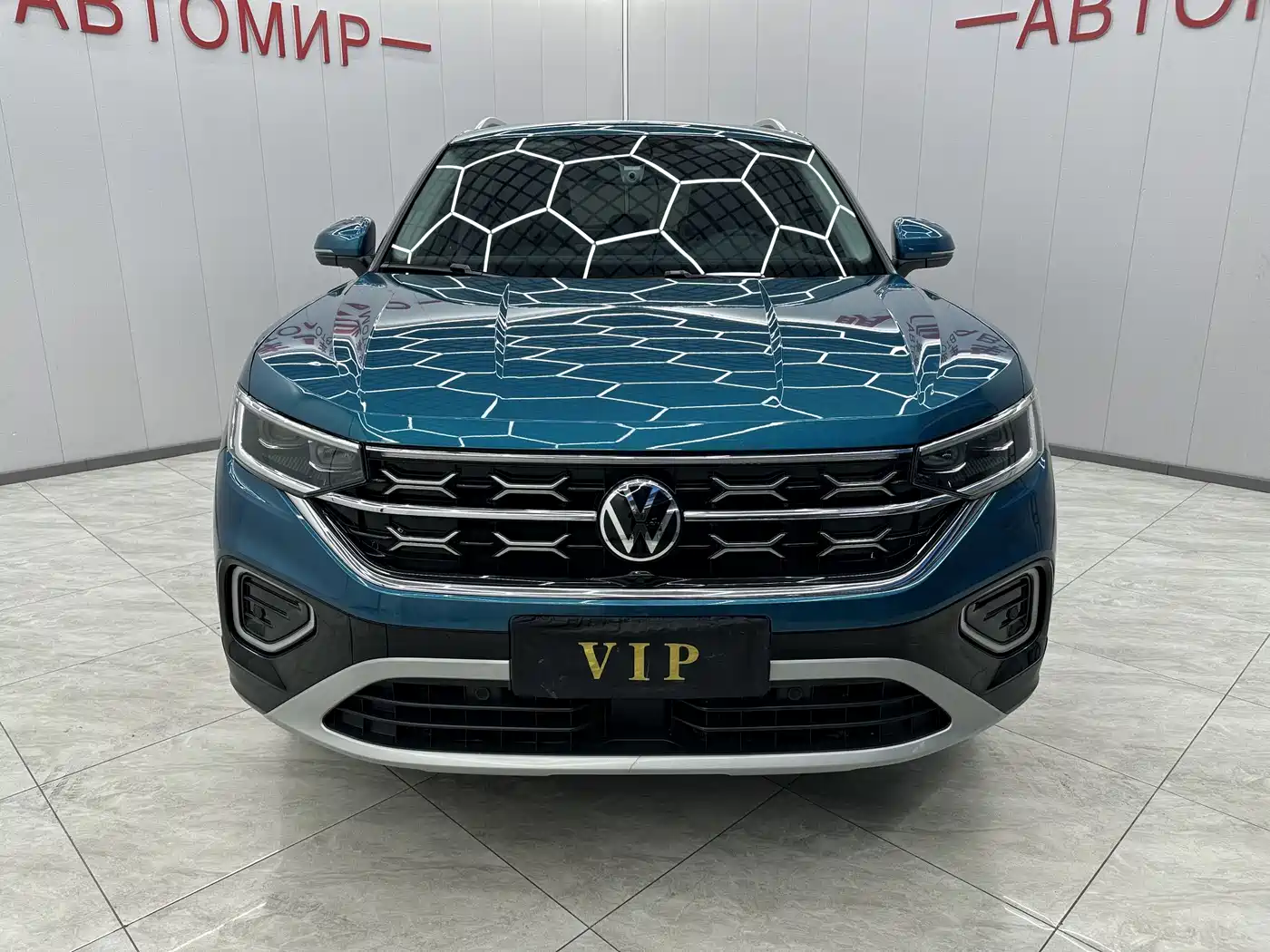 Volkswagen Tayron 2023 280TSI 2WD Luxury Plus Advanced Edition фото 3