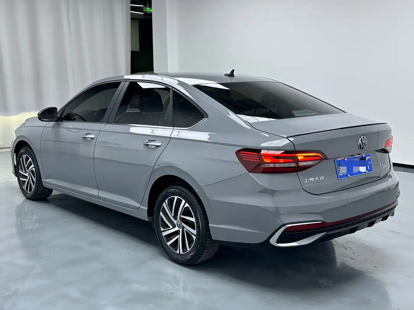 Volkswagen Lavida 2023 280TSI DSG Starlight Comfort Edition фото 11