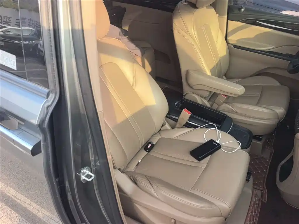 Buick GL8 2018 ES 28T Luxury Type China VI фото 25