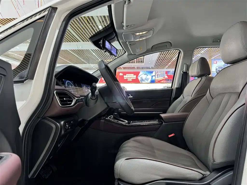 GAC Trumpchi Trumpchi M6 2023 PRO 270T DCT Elite Edition фото 6