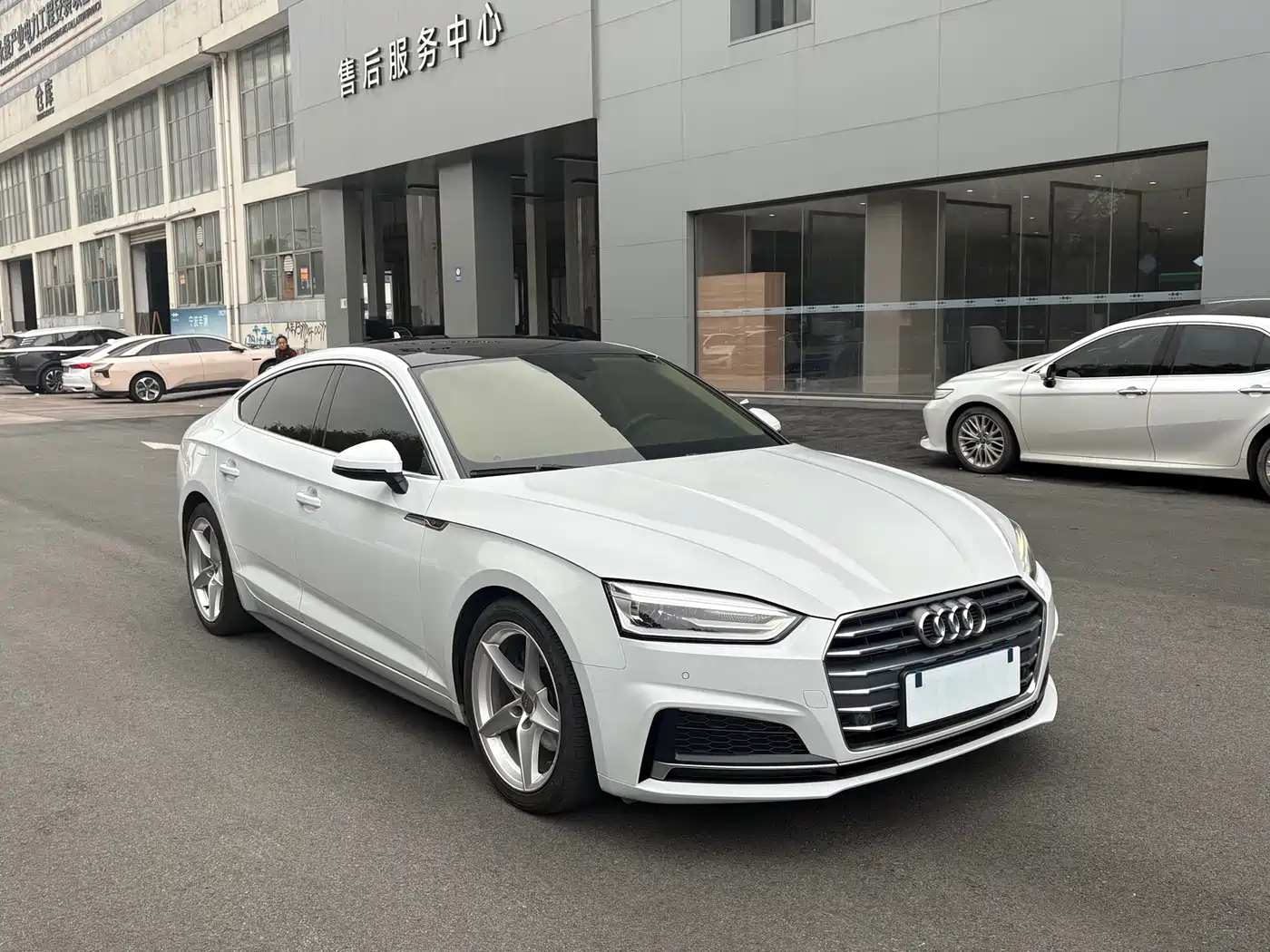 Audi A5 (Import) 2017 Sportback 40 TFSI Fashion фото 3