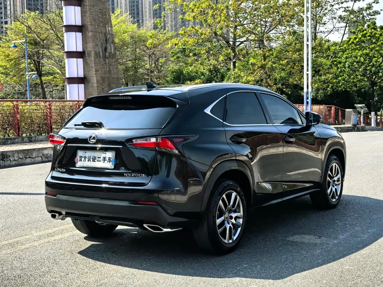 Lexus NX 2015 200t AWD F Sport фото 19