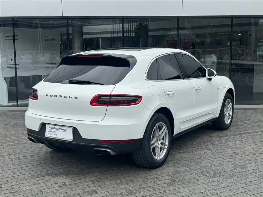 Porsche Macan 2017 Macan 2.0T фото 3