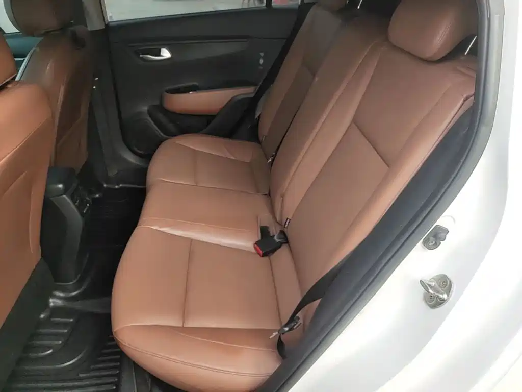 Kia KX CROSS 2018 2017 1.4L AT GLS
