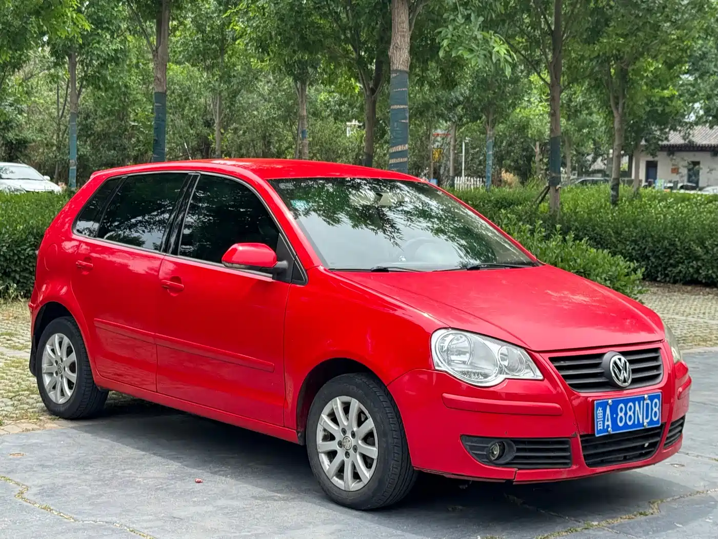 Volkswagen Polo 2011 1.4L Automatic Cool Edition фото 3