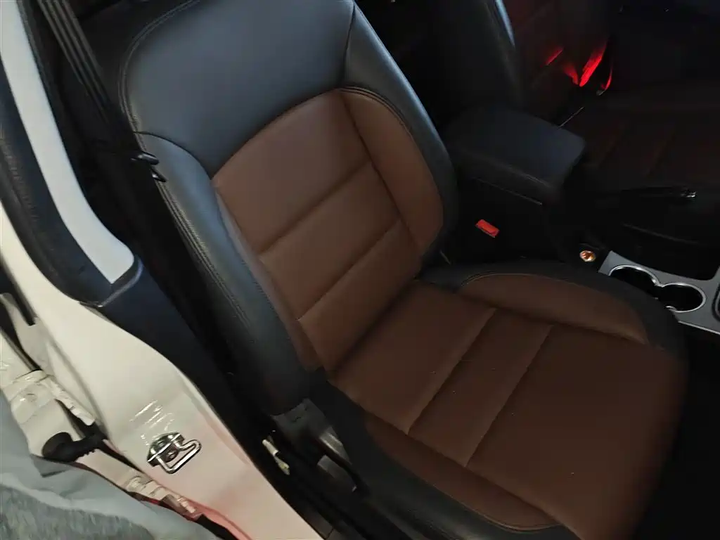Haval H5 Classic 2018 Classic 2.0T Manual 2WD Elite фото 25