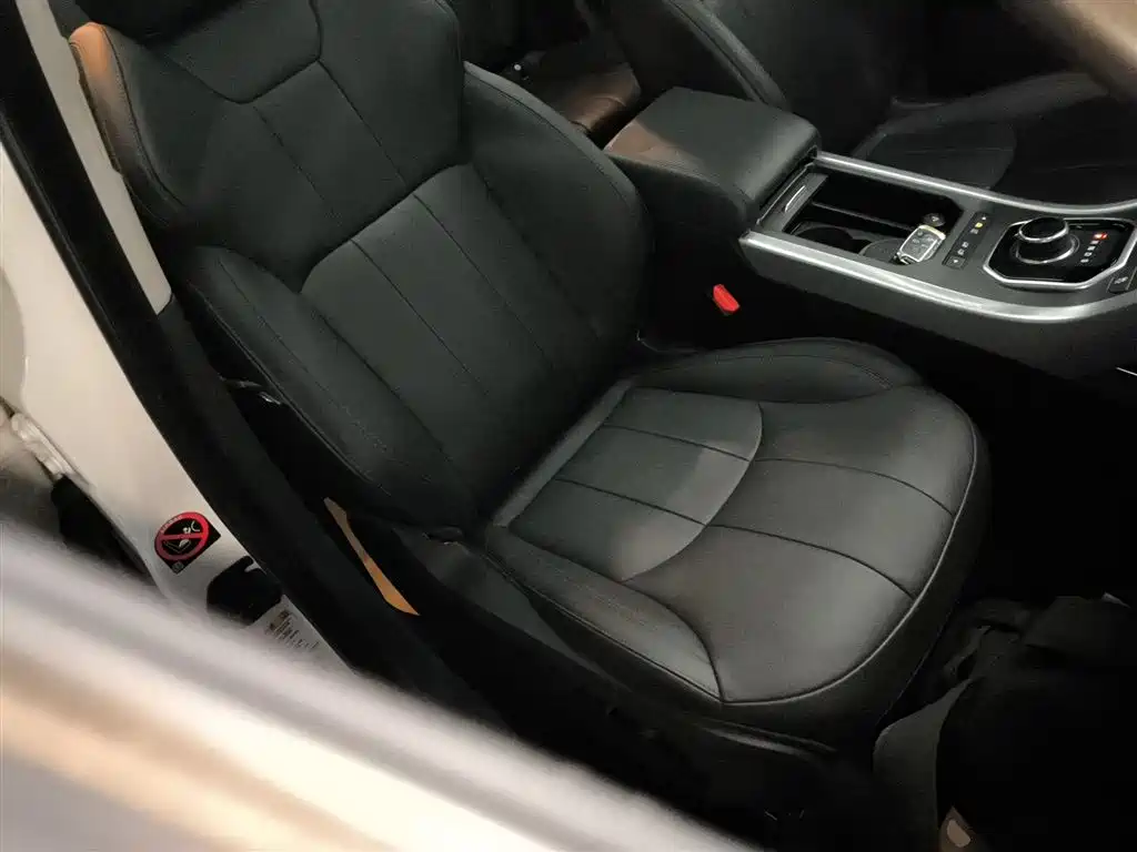Land Rover Range Rover Evoque 2017 2.0T SE Smart Shine Edition фото 20