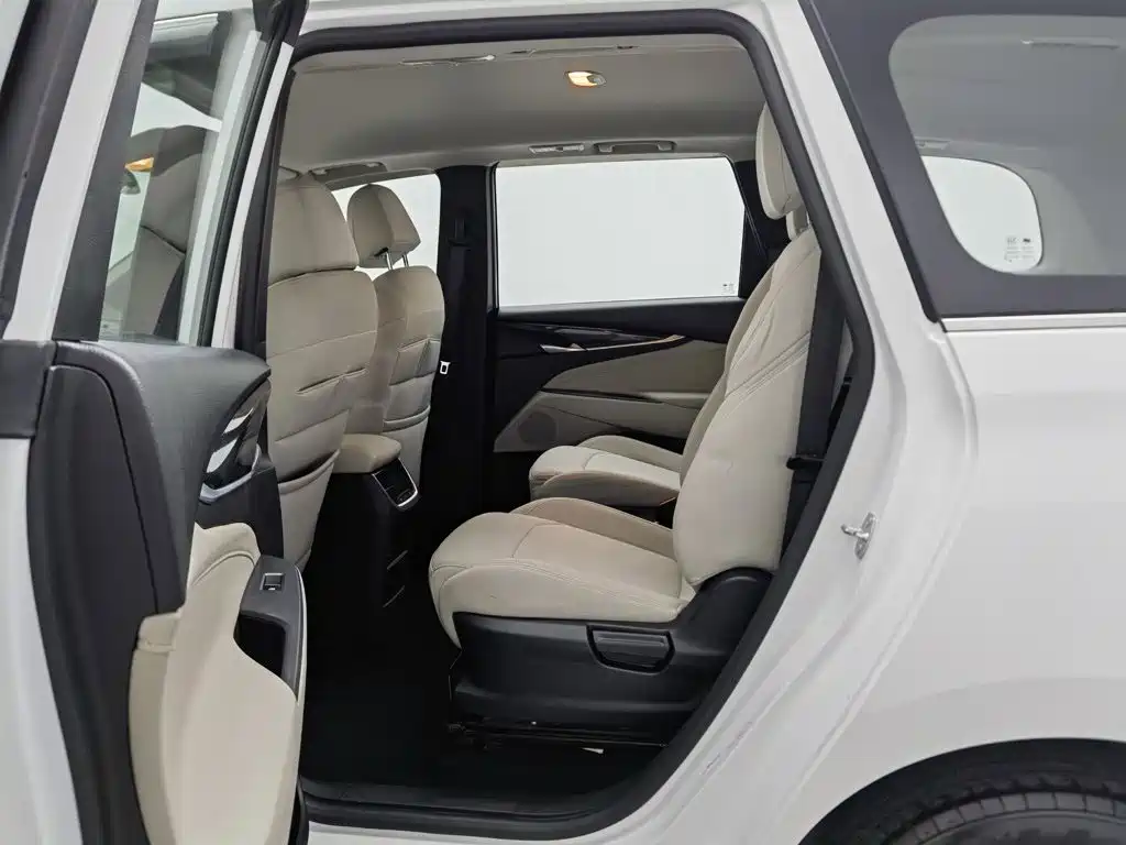 SAIC Maxus Maxus G50 2024 2023 Model 1.5T Manual Joyride A