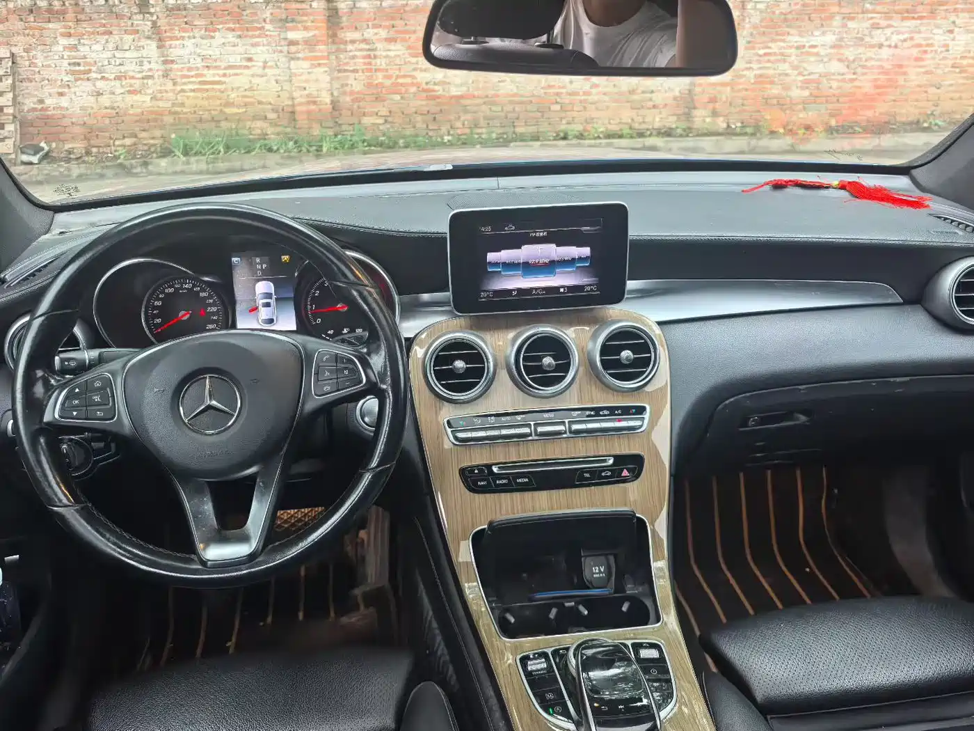 Mercedes-Benz GLC Coupe 2019 GLC 260 4MATIC Coupe SUV фото 3