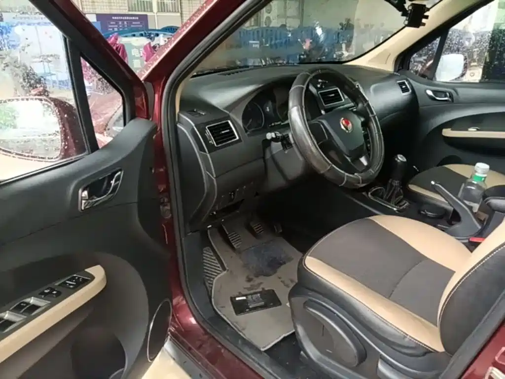 Dongfeng Fengxing Joyear X3 2015 2015 1.5L Comfort Model