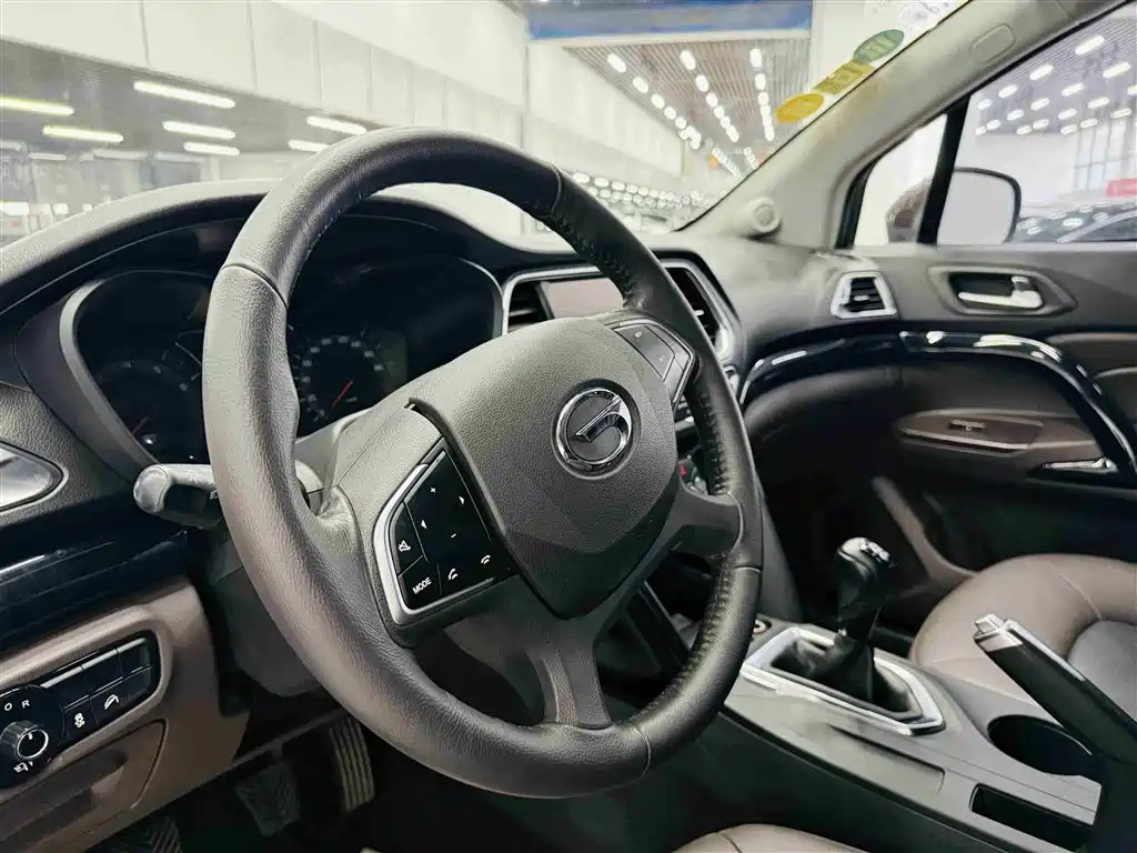 GAC Trumpchi Trumpchi GS4 2015 200T Manual Luxury Edition фото 13