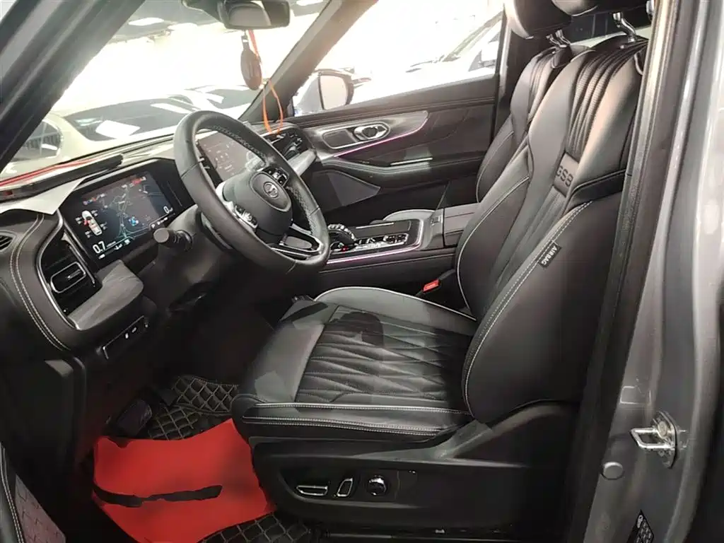 GAC Trumpchi Trumpchi GS8 2022 Pilot Series 2.0TGDI 2WD Premium Edition (7-Seater) фото 15