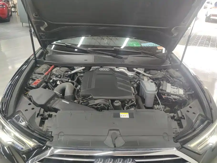 Photo 10 - Audi A6L