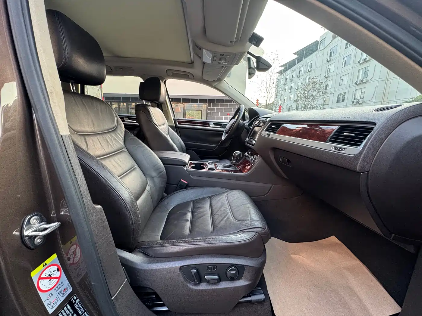 Volkswagen Touareg 2011 3.0TSI Standard фото 15