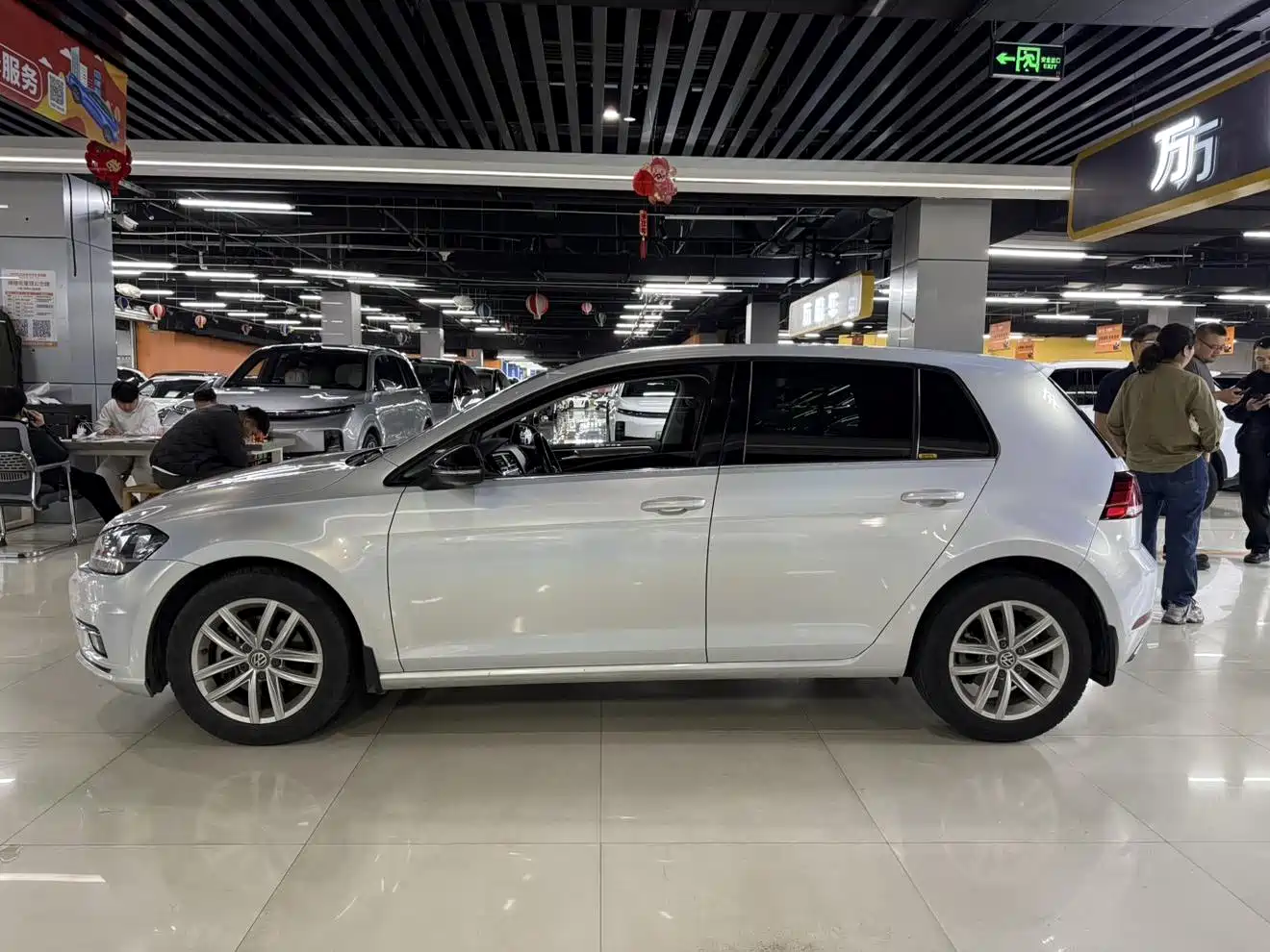 Volkswagen Golf 2018 230TSI Automatic Comfort фото 3