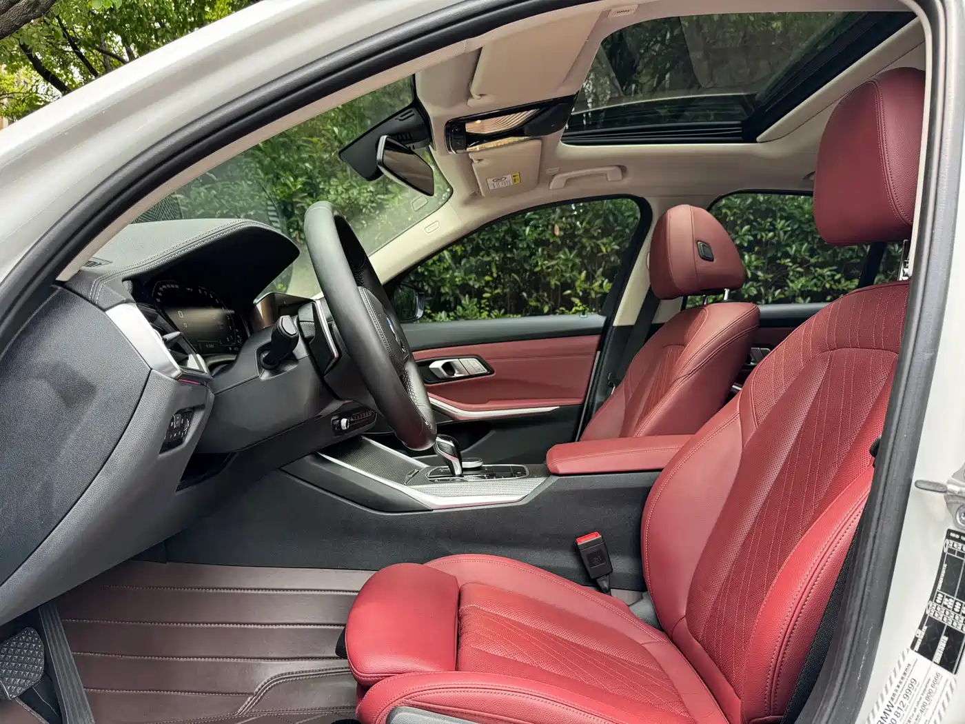 BMW 3 Series 2022 330i M Sport Shadow Edition фото 7