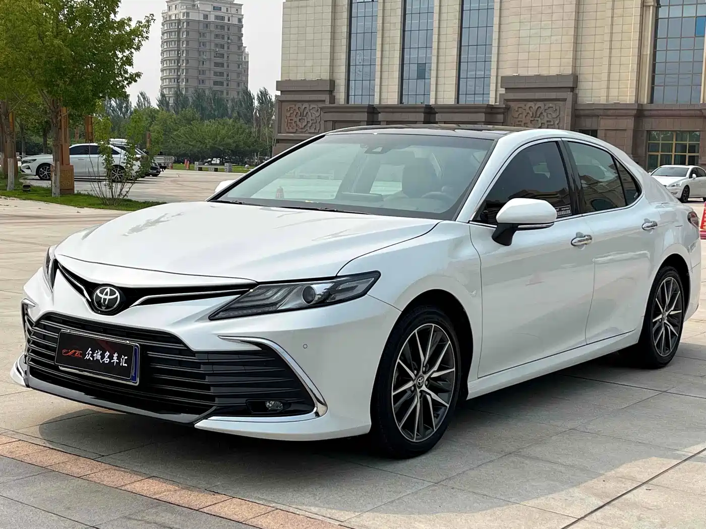 Toyota Camry 2021 2.5G Luxury Edition