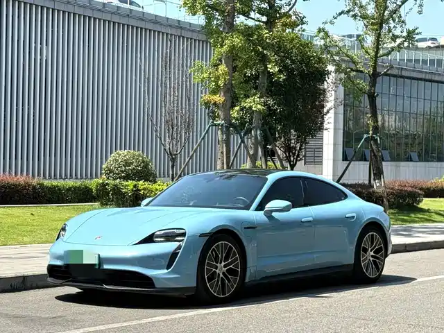 Porsche Taycan Taycan