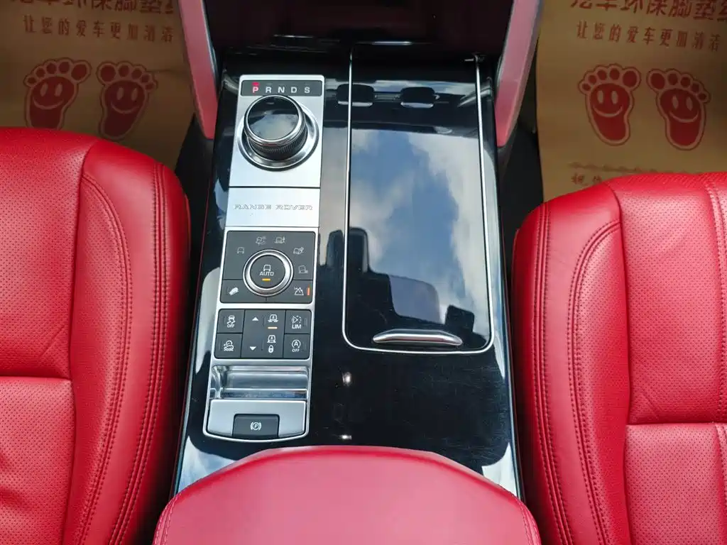Land Rover Range Rover 2015 3.0 TDV6 Vogue SE Genesis Extended Edition фото 8
