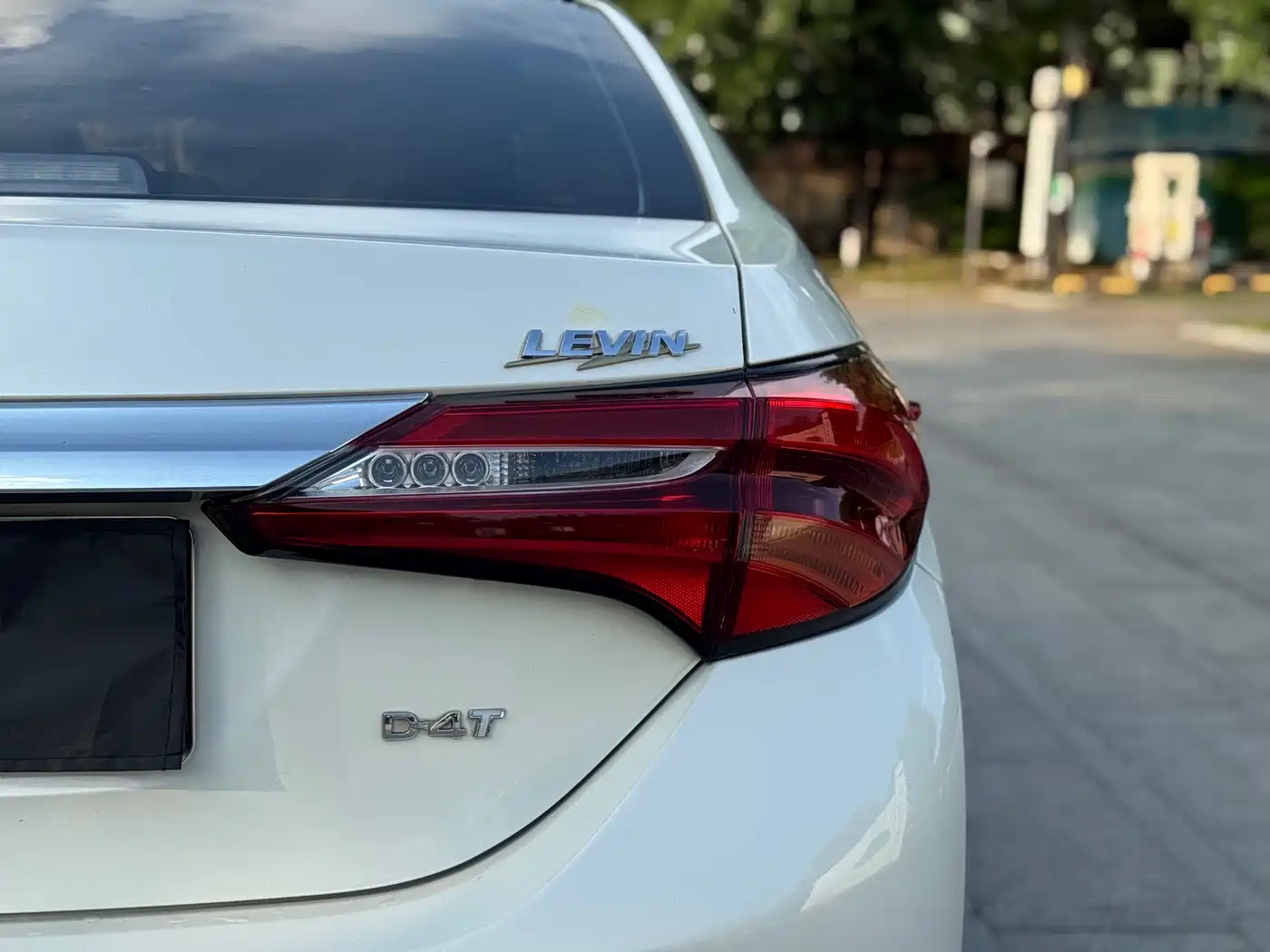 Toyota Levin 2017 Facelift 185T CVT Elite (China V) фото 16