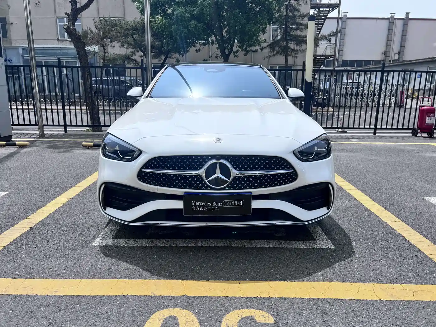 Mercedes-Benz C-Class 2023 Facelift C 260 L Sport Edition фото 2