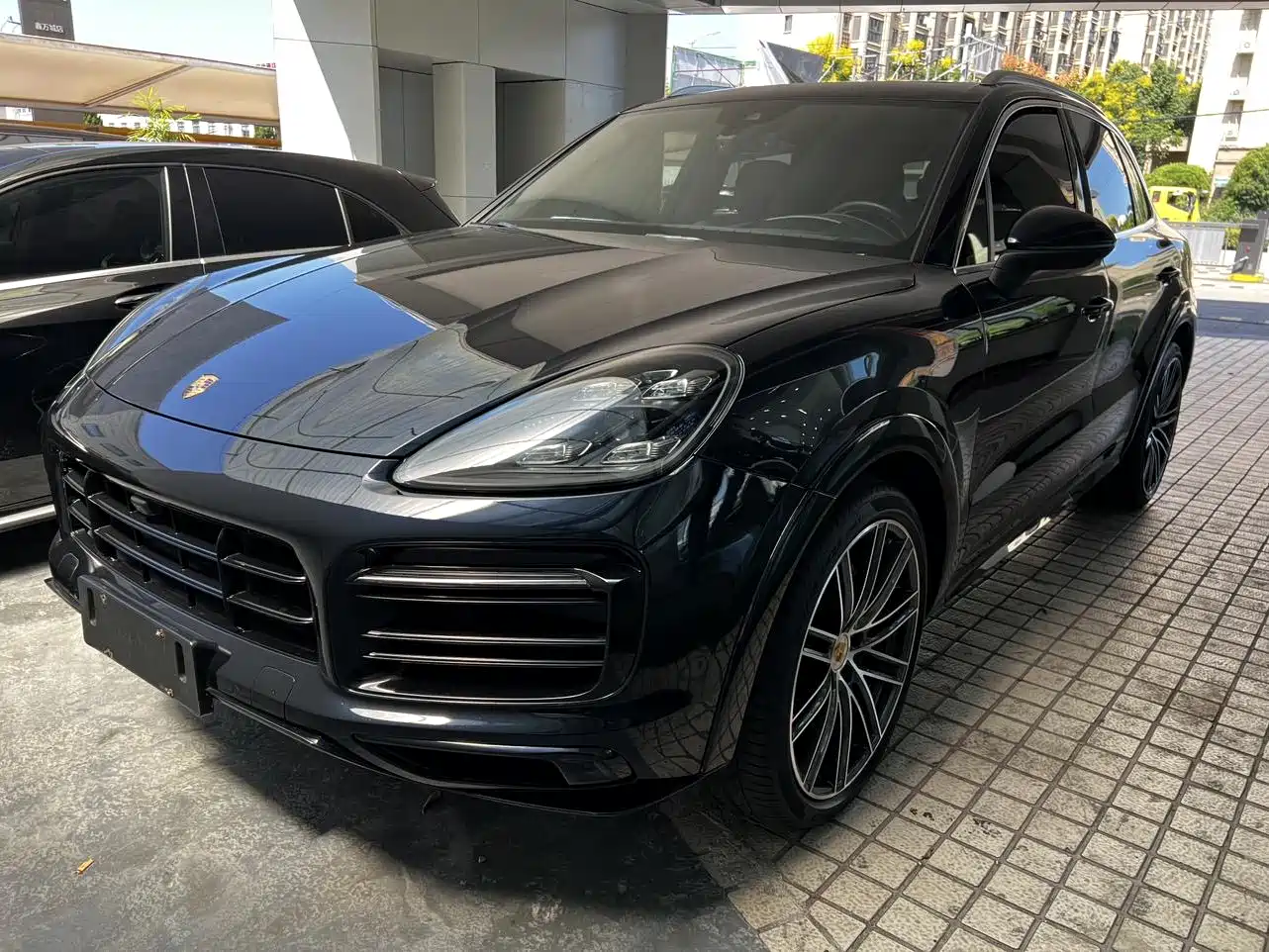 PORSCHE CAYENNE