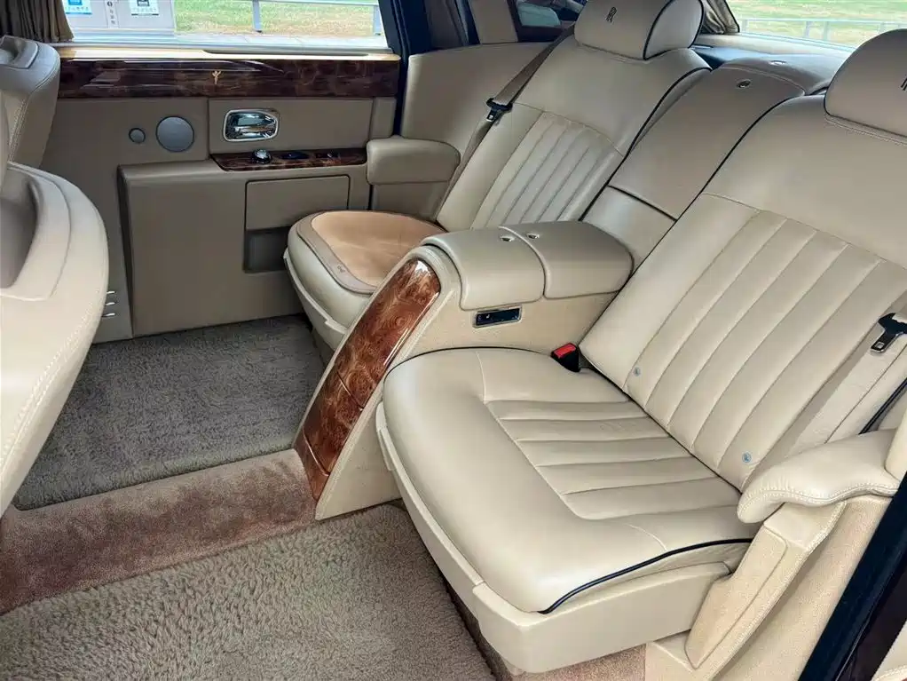 Rolls-Royce Phantom 2011 2006 6.7L Extended Wheelbase EWB