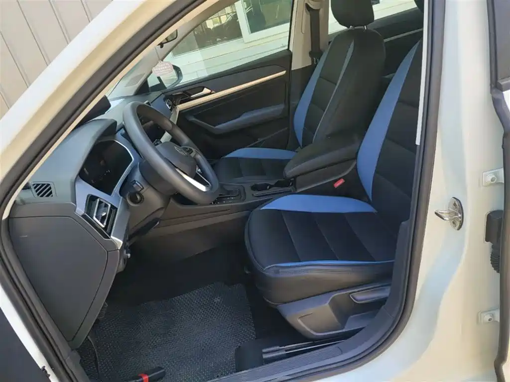Volkswagen Lavida 2024 Model 1.5L Automatic Delight Edition фото 15