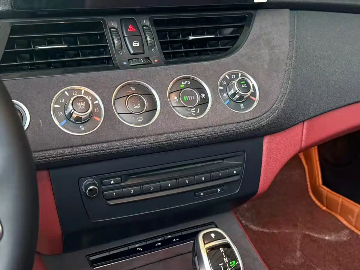 BMW Z4 2016 2013 sDrive20i Leading