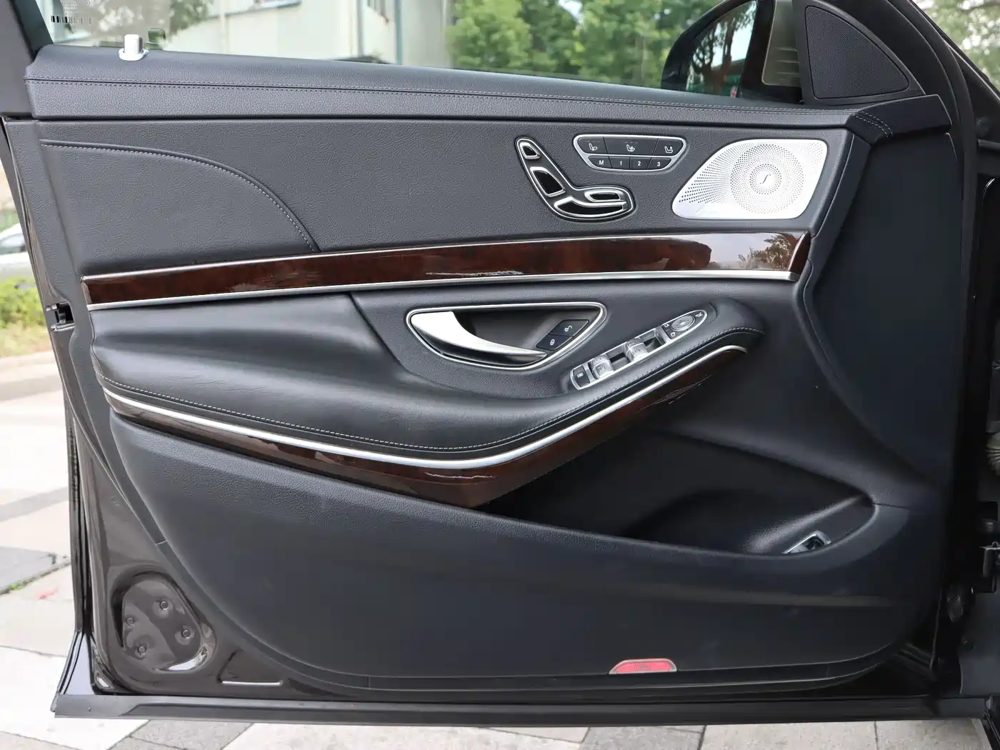 Mercedes-Benz Maybach S-Class 2020 S 450 4MATIC Collector's Edition фото 16