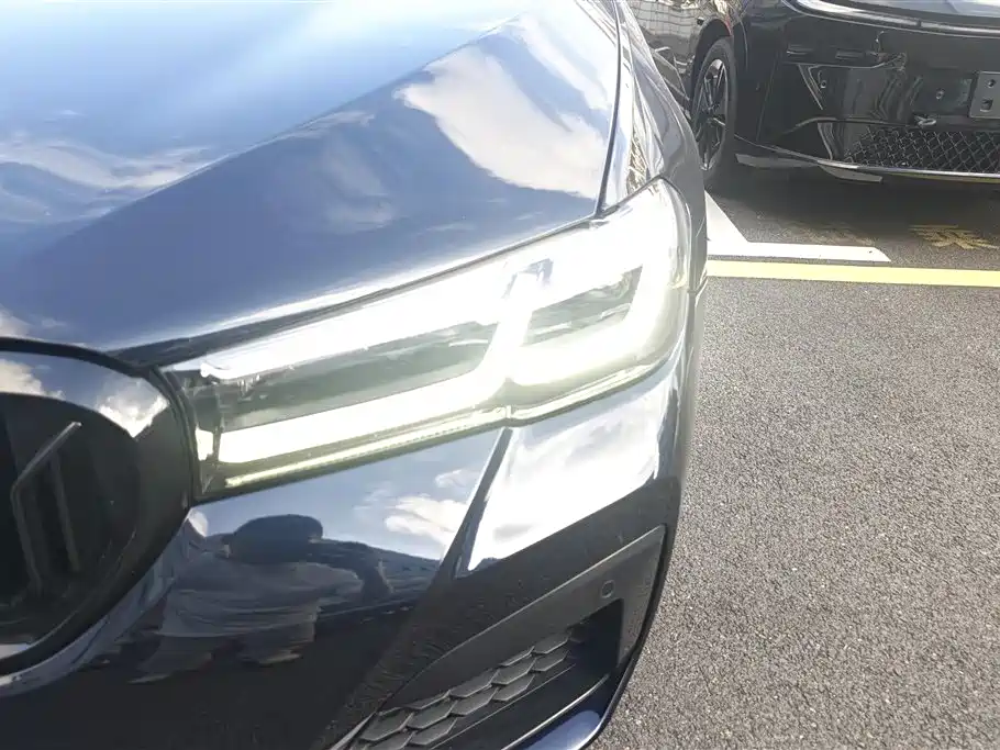 BMW 5 Series 2022 Facelift 530Li Leading M Sport Package фото 5