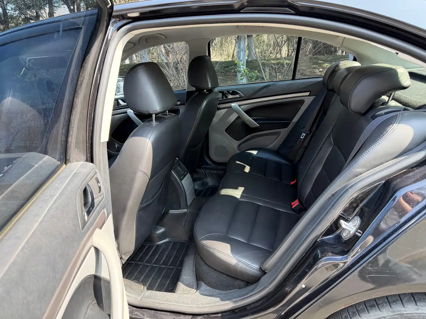 Škoda Octavia 2013 1.6L Automatic Elite Edition фото 9