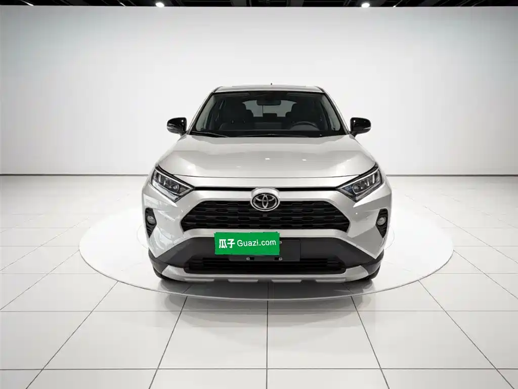Toyota RAV4 Rongfang 2022 2.0L CVT 4WD Trend Plus Edition фото 3