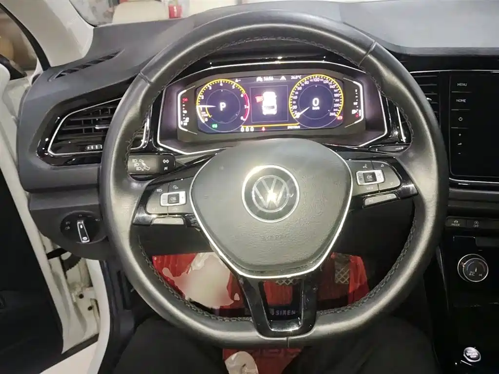 Volkswagen T-ROC 2021 280TSI DSG 2WD Comfort Connected фото 11