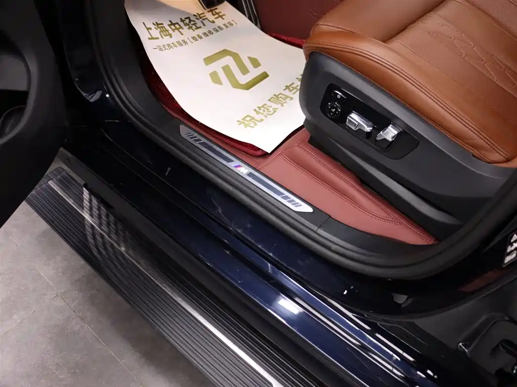 BMW X7 2023 xDrive40i Exclusive M Sport Package фото 10