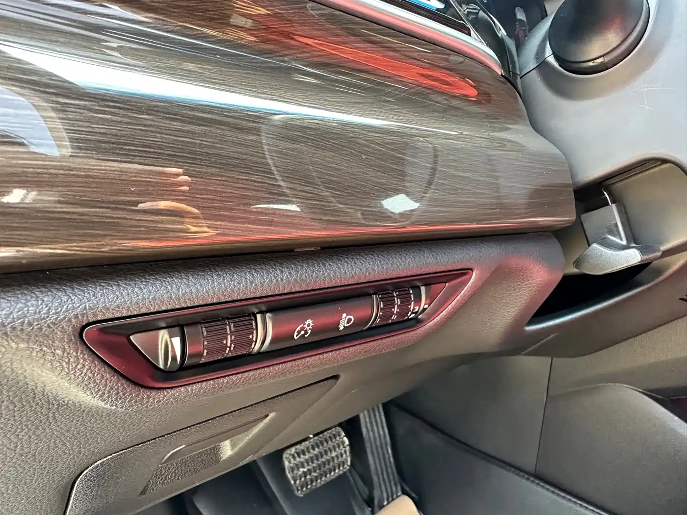 GEELY AUTOMOBILE BORUI