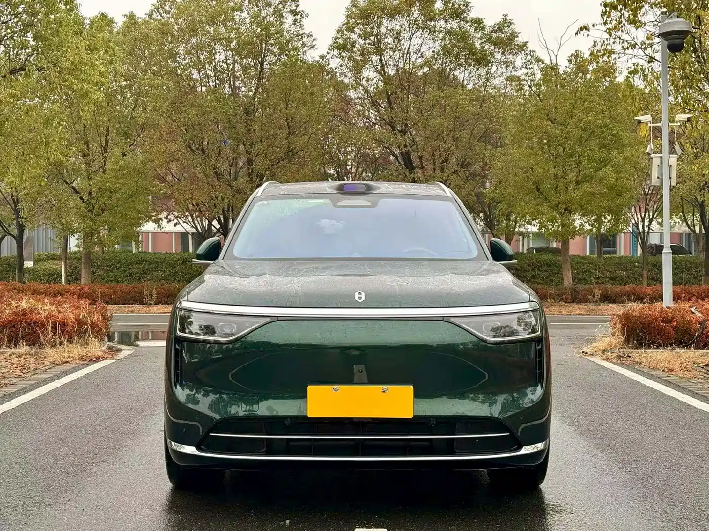 AITO Wenjie AITO M8 2025 Extended Range Ultra 53.4kWh 6-Seater фото 3