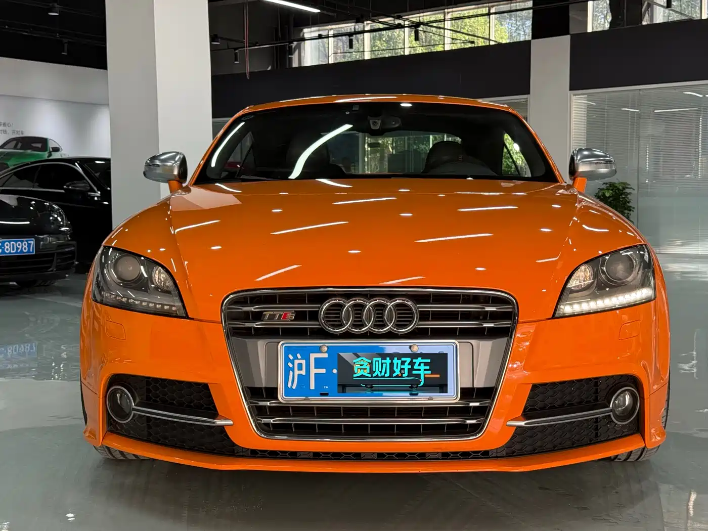 Audi TTS 2011 Model TTS Coupe 2.0TFSI quattro фото 2