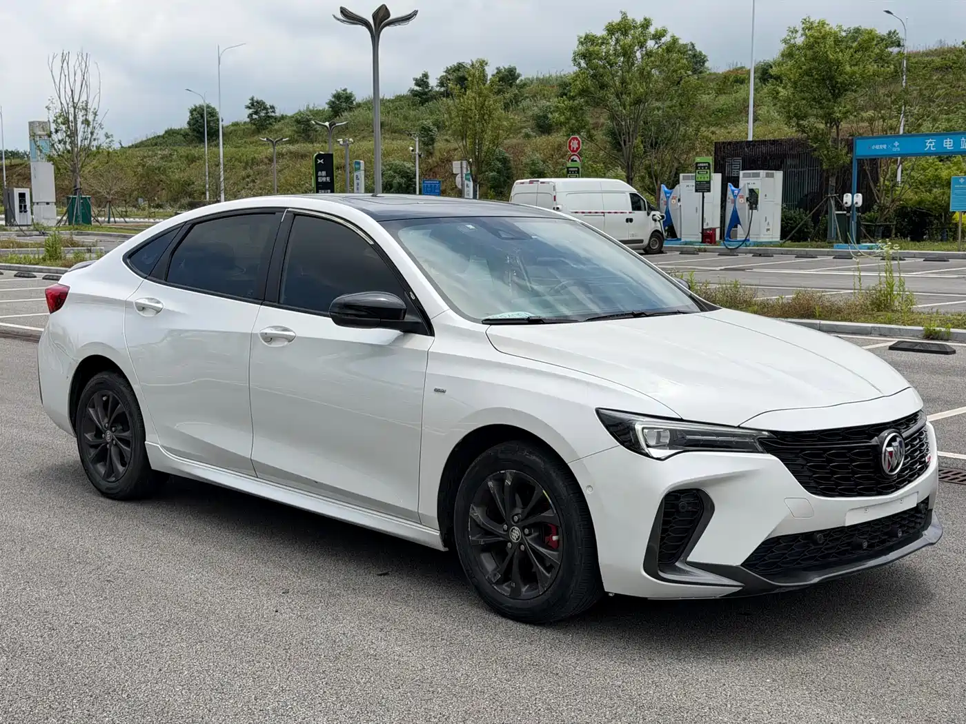 Buick Verano 2023 Pro GS Gale Edition фото 3