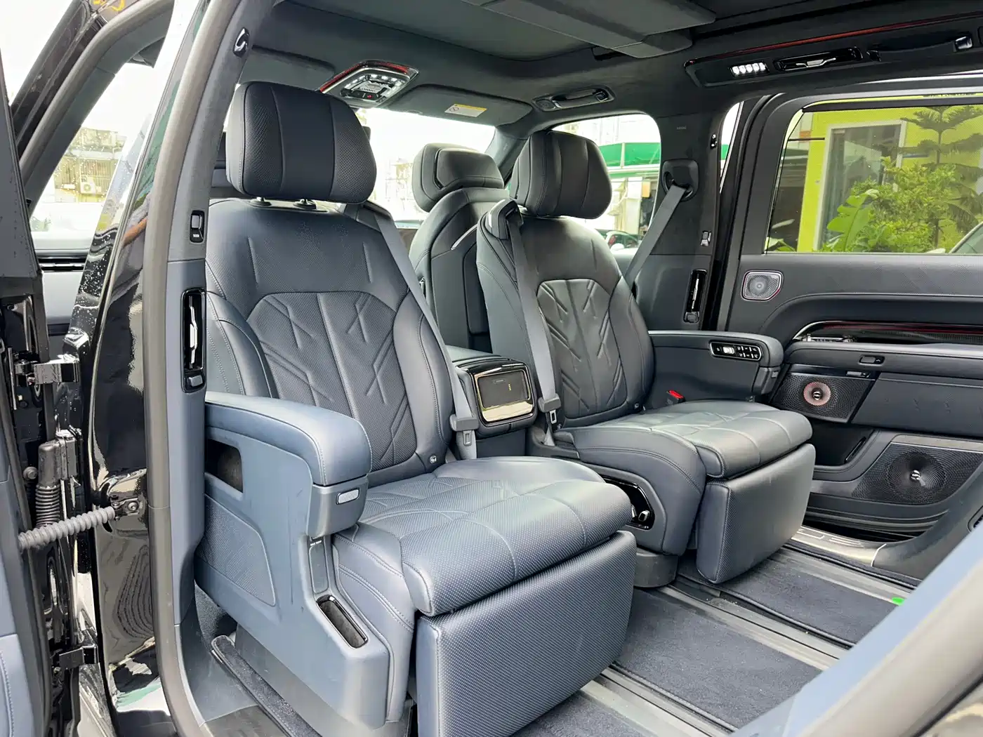 ZEEKR 9X 2026 2025 Standard Edition