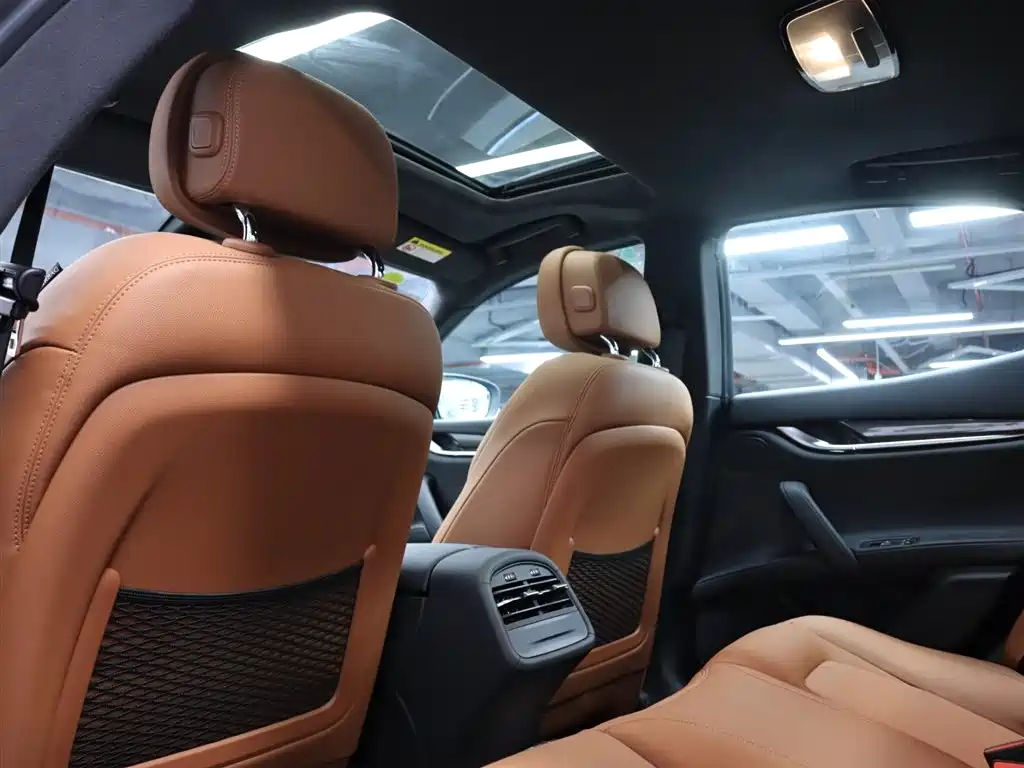 Maserati Ghibli 2023 2.0T GT фото 14