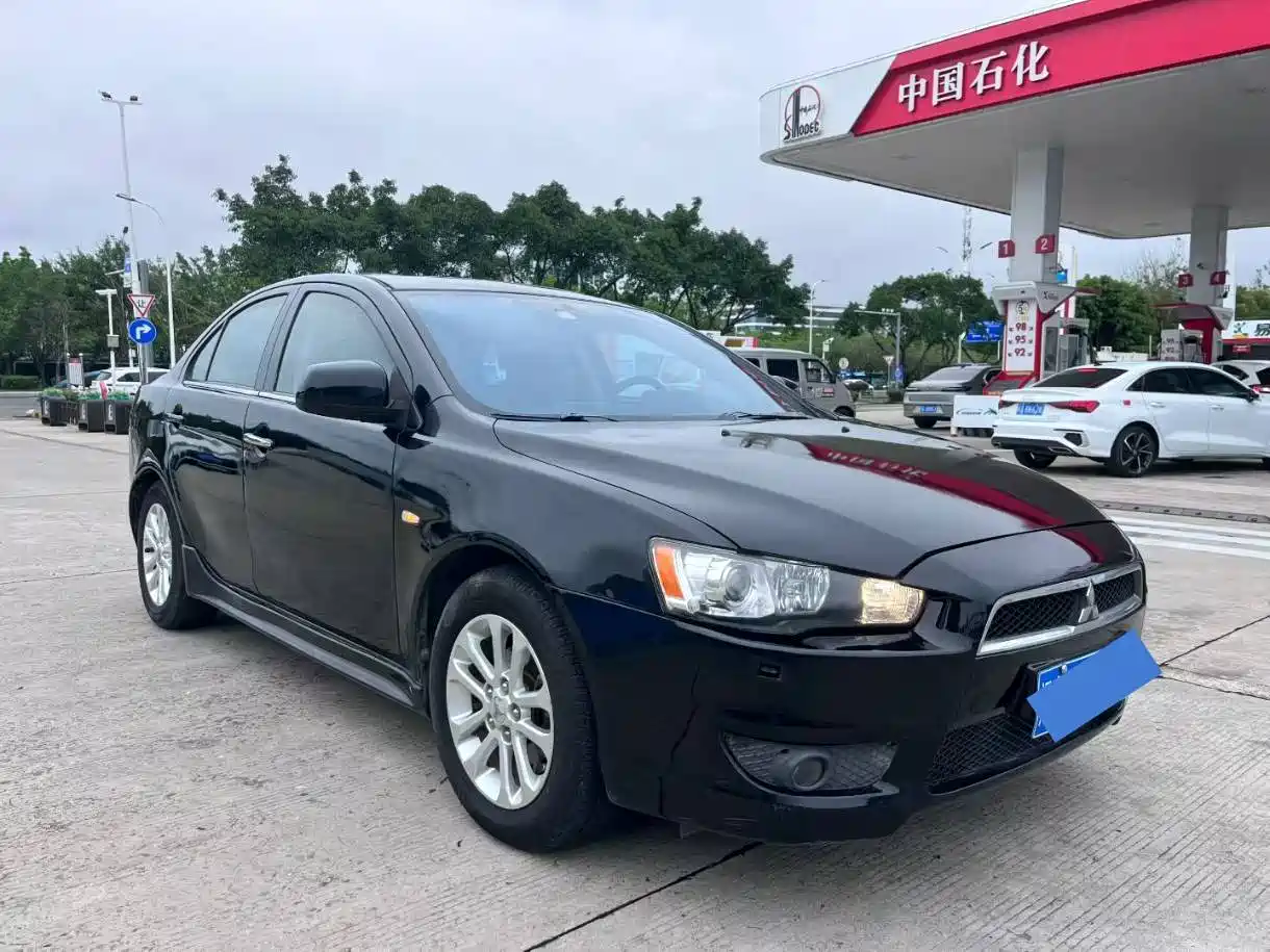 Mitsubishi Lancer EX 2011 Zhi Xuan Edition 2.0L CVT Flagship фото 3