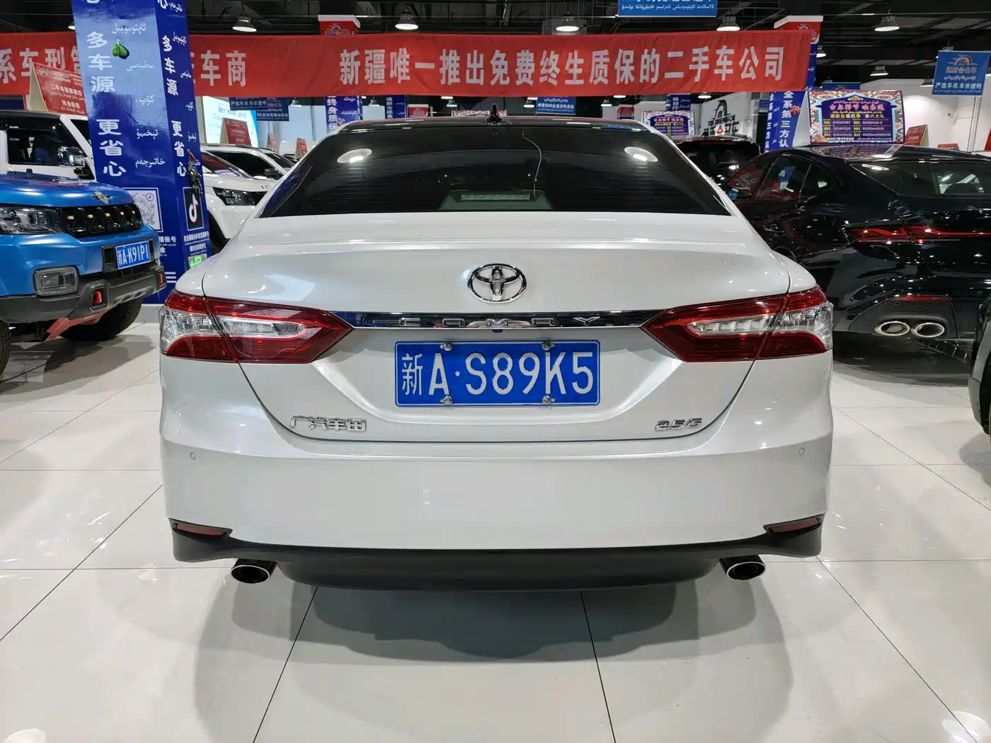 Toyota Camry 2023 2.5G Luxury Edition фото 8