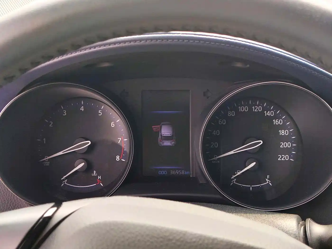 Toyota C-HR 2021 2.0L Luxury Edition фото 11