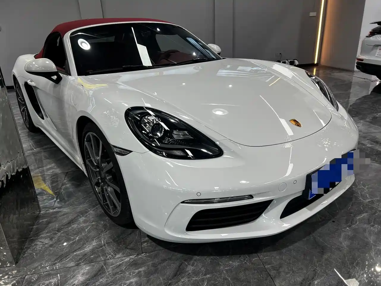 Porsche 718 2023 Boxster Style Edition 2.0T фото 3